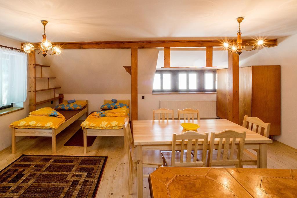 Hostel Havana Cesky Krumlov Phòng bức ảnh