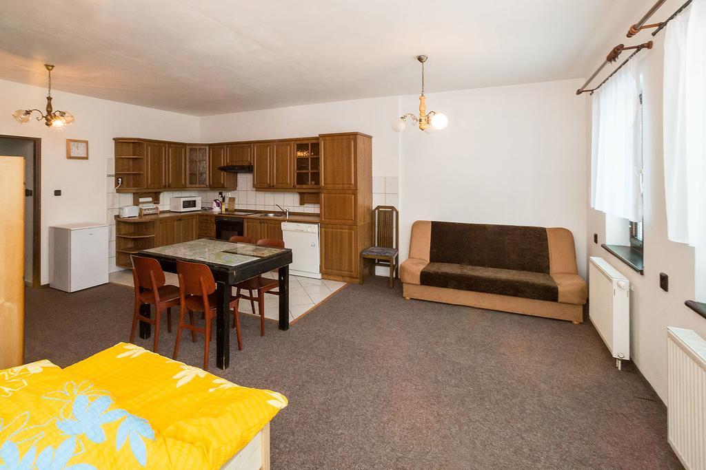 Hostel Havana Cesky Krumlov Phòng bức ảnh
